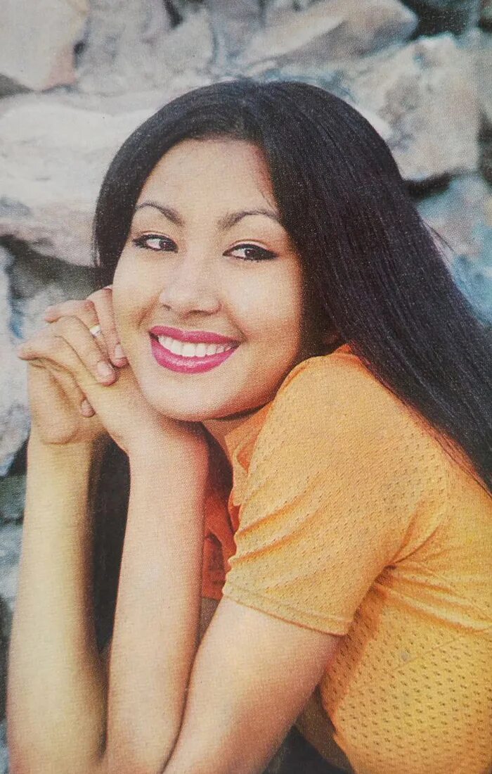 Дилором Камбарова